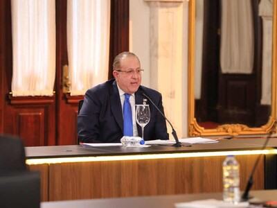 Magín Díaz asegura que se refinanciará deuda externa