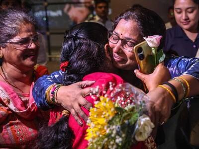 Desaparecidos en Nepal superan los 5,000 por la riada