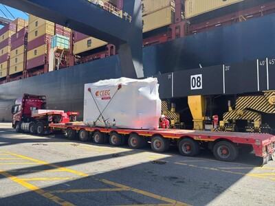 Edeeste recibe transformadores para mejorar el servicio eléctrico