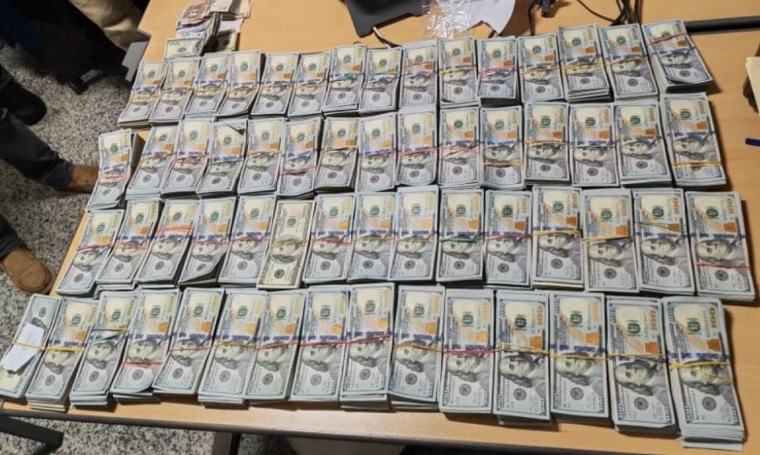 Autoridades decomisan US$ 600 mil a colombiano en el AILA