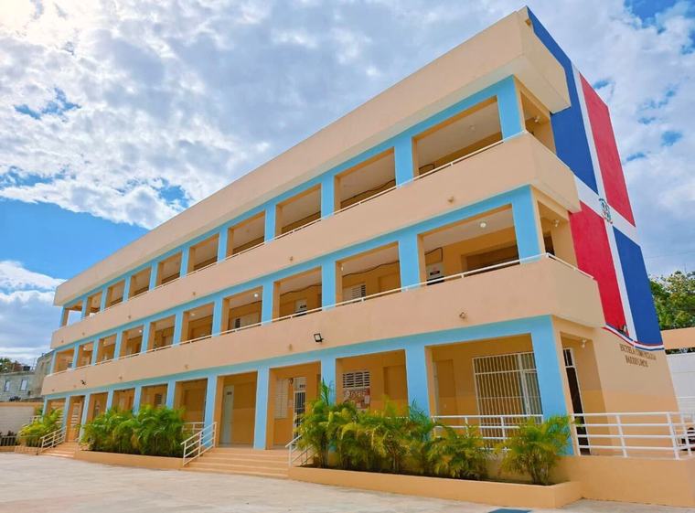 Infraestructura Escolar: Más del 98 % de los centros educativos funcionan normalmente en todo país, mientras avanzan intervenciones en menos del 2 %