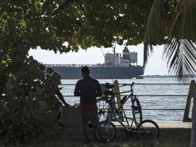 Precios petróleo repuntan ante nuevos ataques en Oriente Medio